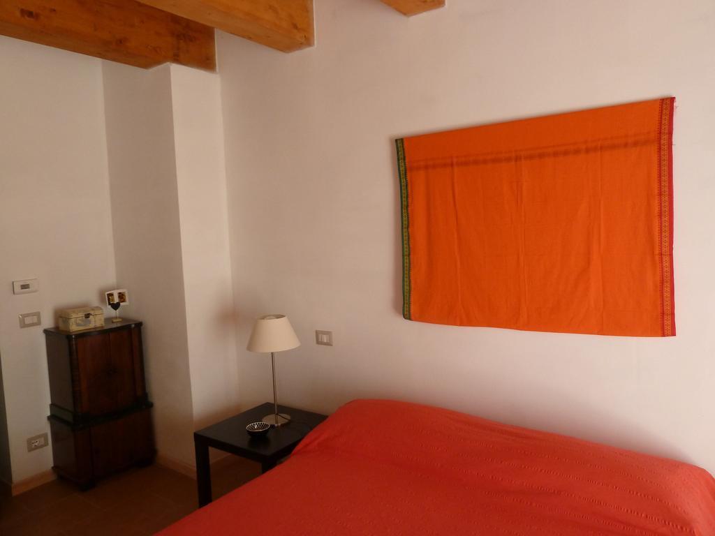 B&B Al Giardino Dei Mandorli Prasco 객실 사진